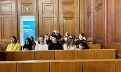 Des voiX d’un continent à l’autre : Paroles de femmes, des femmes debout - Lycée Mélinée & Missak Manouchian, Nice